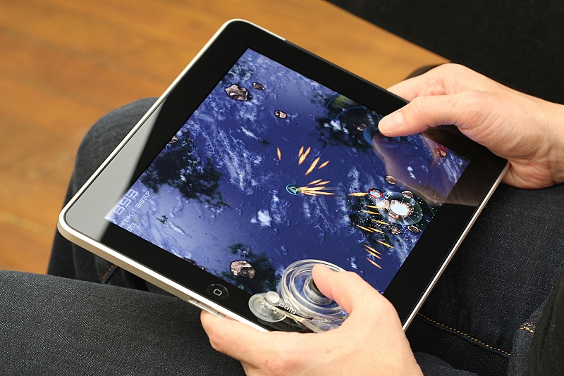 Fling Tactile Game Controller for iPad