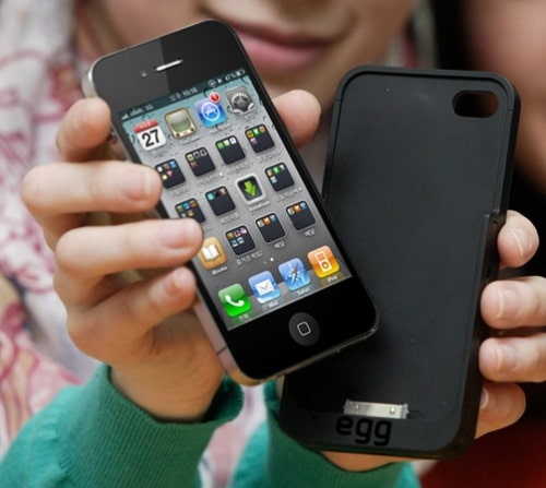 WiMax Case Brings 4G Speed to the iPhone 4