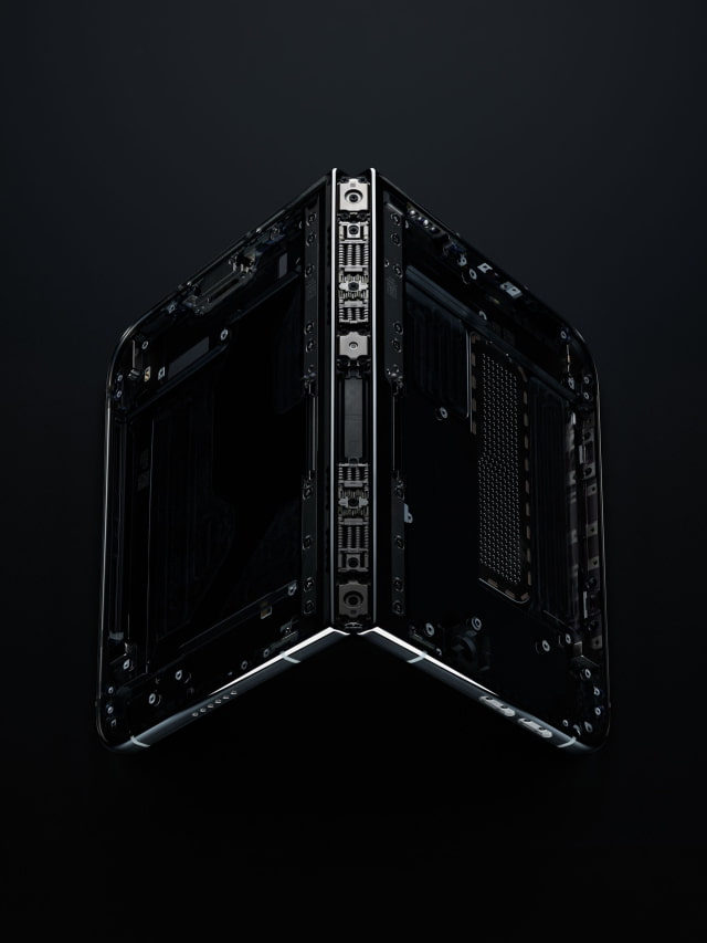 A view inside iPhone Duo showing its hinge and internal structure.