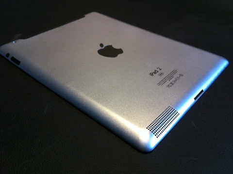 New iPad 2 Mockups Show Thinner Device, Speaker Grill [Photos]