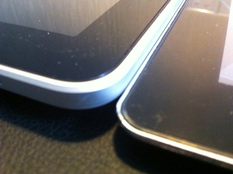 New iPad 2 Mockups Show Thinner Device, Speaker Grill [Photos]