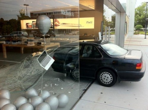 Man Crashes Honda Through Greensboro Apple Store in Attempted Robbery