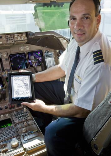 F.A.A. is Taking a Fresh Look at Use of Electronic Devices During Flight