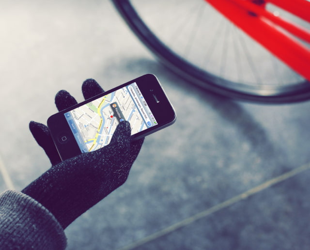 New Touchscreen Gloves Arrive Ahead of the Cold