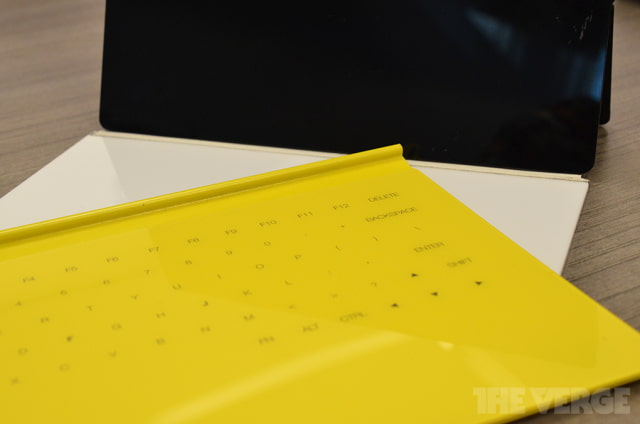 Microsoft&#039;s Secret Surface Prototypes [Photos]