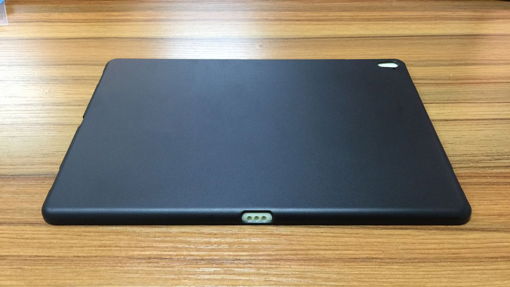 Leaked 9.7-inch iPad Pro Case? [Photos] - iClarified