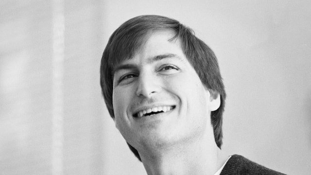 Steve Jobs Awarded With Medal of Freedom - iClarified