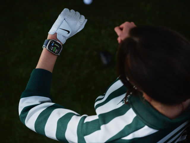 Apple Touts Apple Watch as the Perfect Golfing Companion