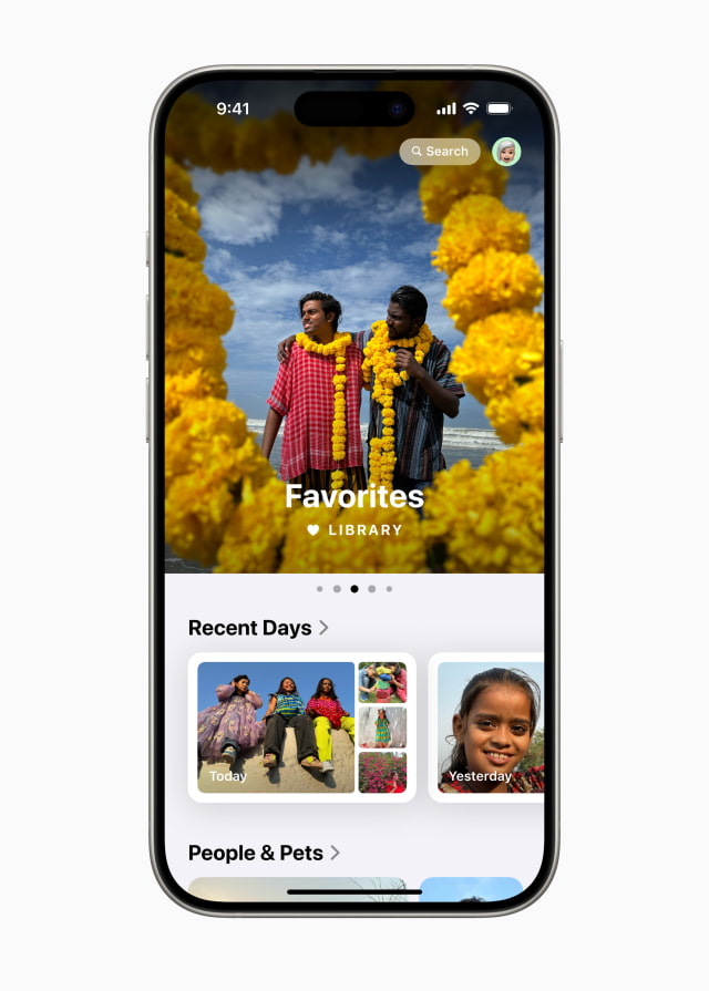 Apple Unveils iOS 18 With New Customization Options, Photos Redesign, AI, More