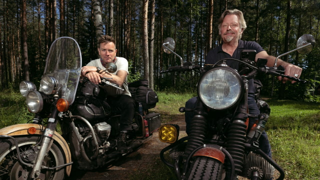 Apple Announces New &#039;Long Way&#039; Adventure Series Starring Ewan McGregor and Charley Boorman