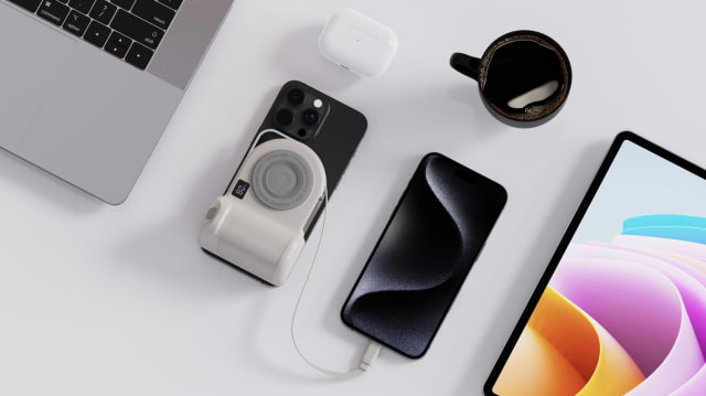 Belkin&#039;s 2025 Lineup Debuts iPhone PowerGrip with Built-in Power Bank &amp; Shutter Button [CES 2025]